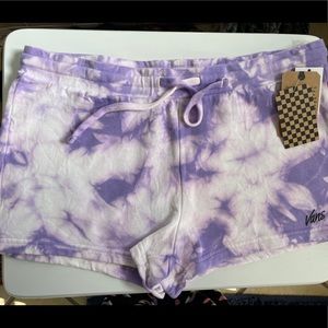 NWOT Vans Women’s Shorts Size M